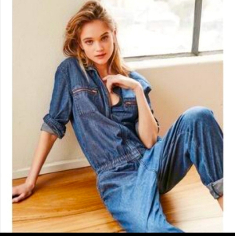 NWOT 91 LTD. Cotton On Light Denim Jumpsuit size S 2